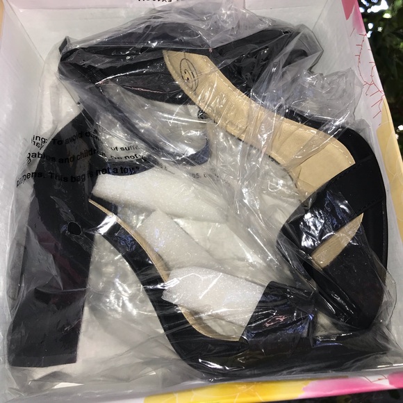 High heels - Picture 3 of 3